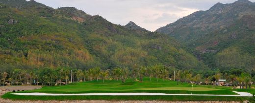 Diamond Bay Golf & Villen (